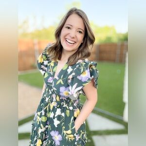 Olivia by LIVRO Dallas midi Floral Ruffle Sleeve Dress